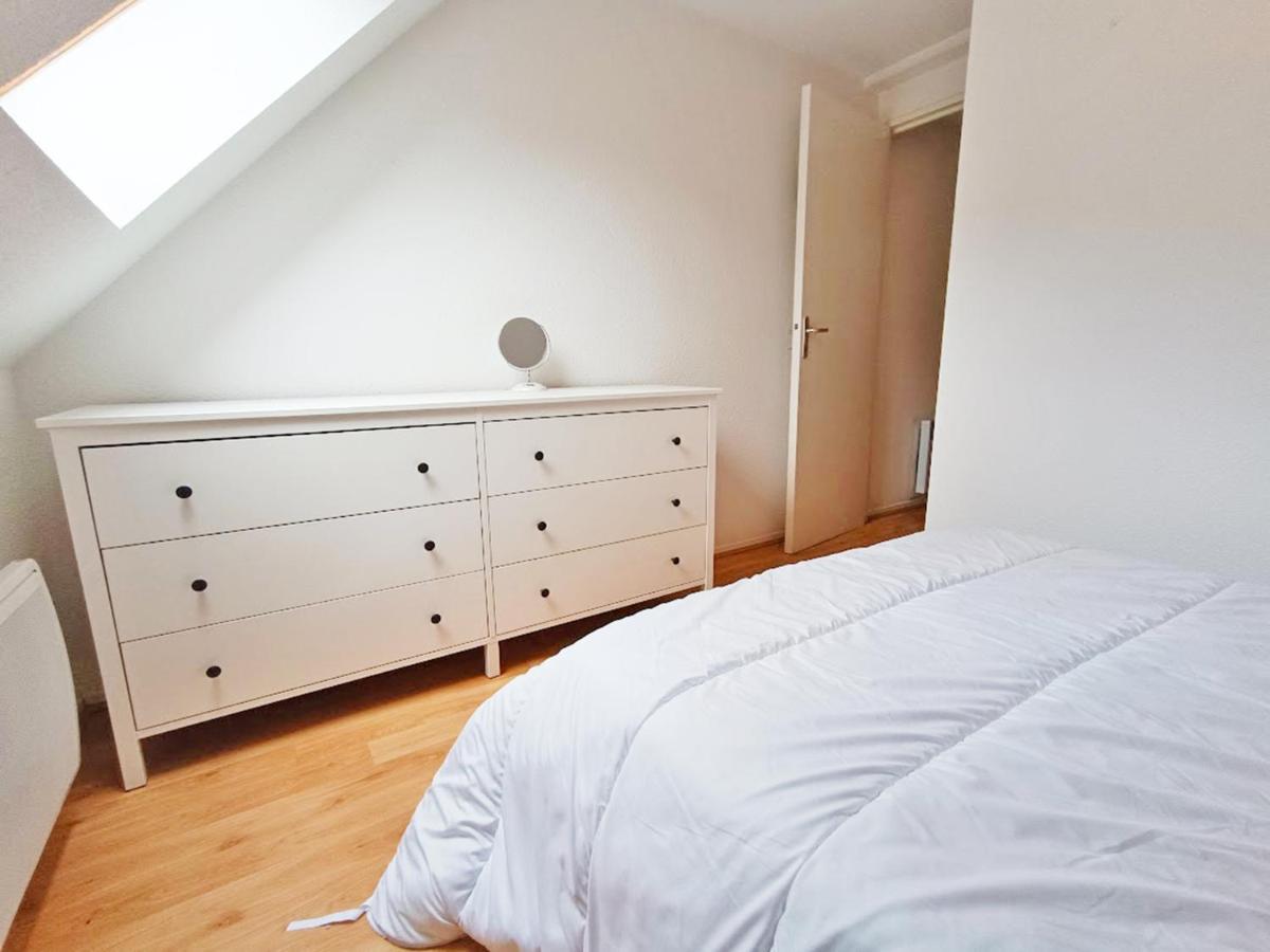Chez Charlotte, T3 Duplex, Vue Montagne, Parking Gratuit, Ascenseur, 4 Personnes Apartment Bagneres-de-Luchon Luaran gambar