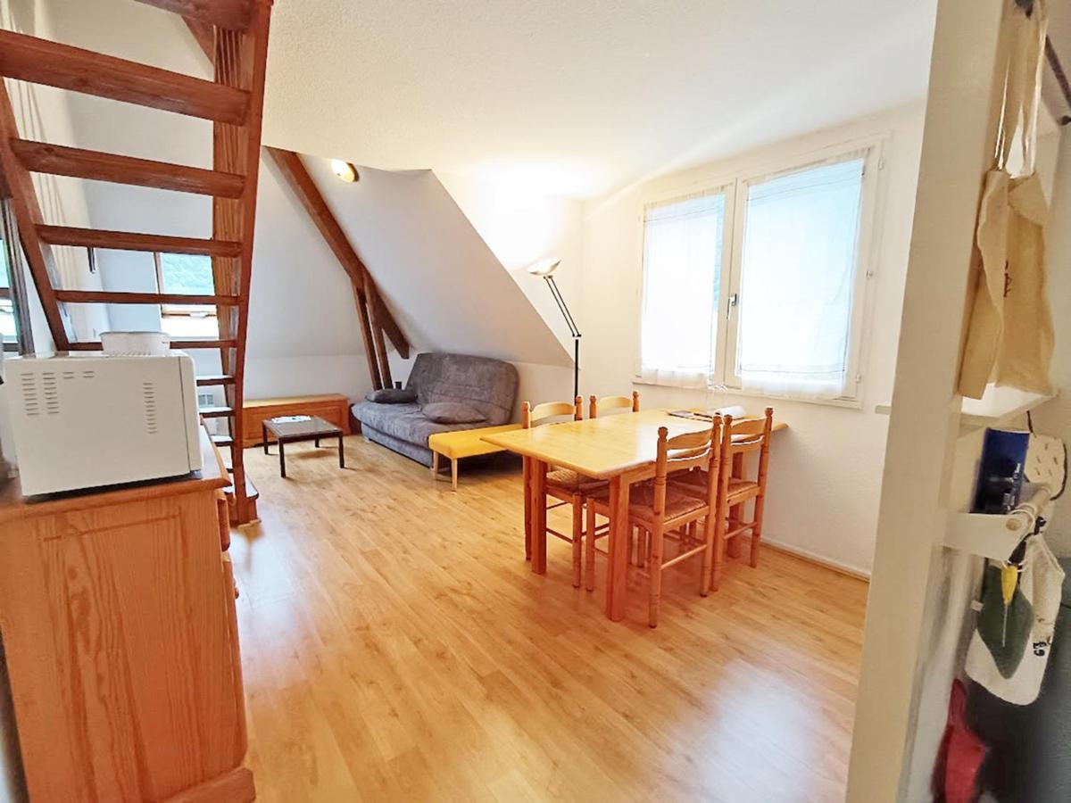 Chez Charlotte, T3 Duplex, Vue Montagne, Parking Gratuit, Ascenseur, 4 Personnes Apartment Bagneres-de-Luchon Luaran gambar