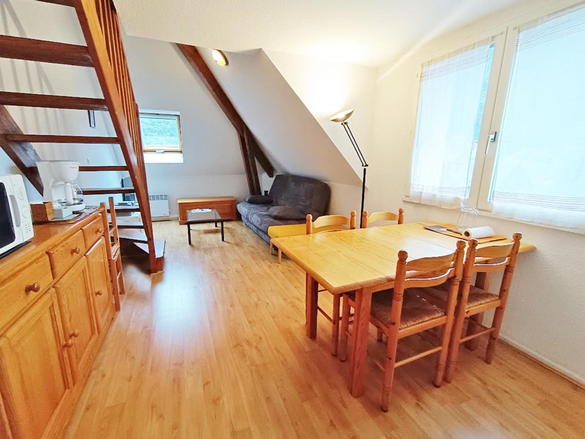 Chez Charlotte, T3 Duplex, Vue Montagne, Parking Gratuit, Ascenseur, 4 Personnes Apartment Bagneres-de-Luchon Luaran gambar